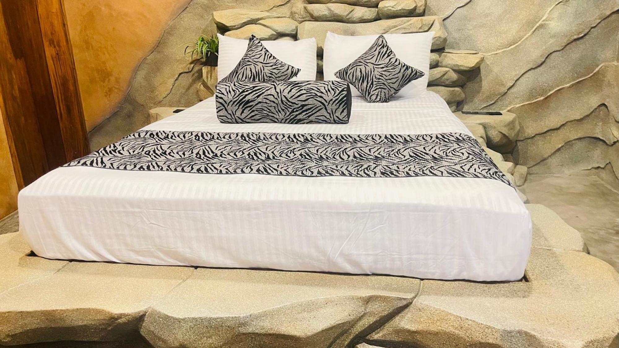Shan Home Stay Sigiriya Esterno foto